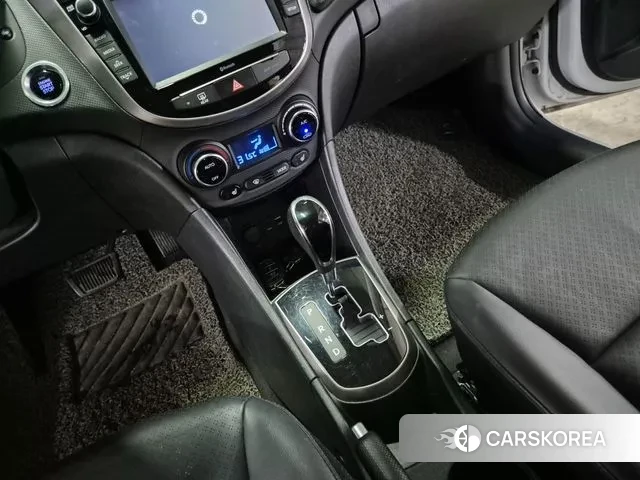 Hyundai Accent (New type) 2019 Белый из Кореи, фото 5