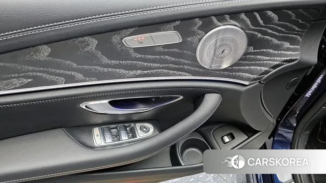 Mercedes-Benz E-Class W213 2020 Синий из Кореи, фото 5