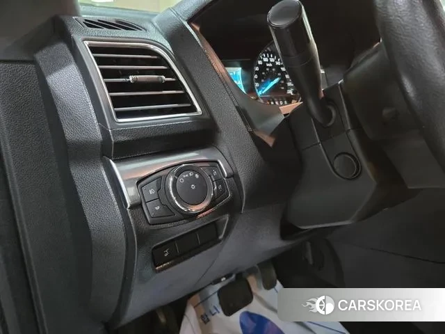 Ford Explorer 2018 Черный из Кореи, фото 5