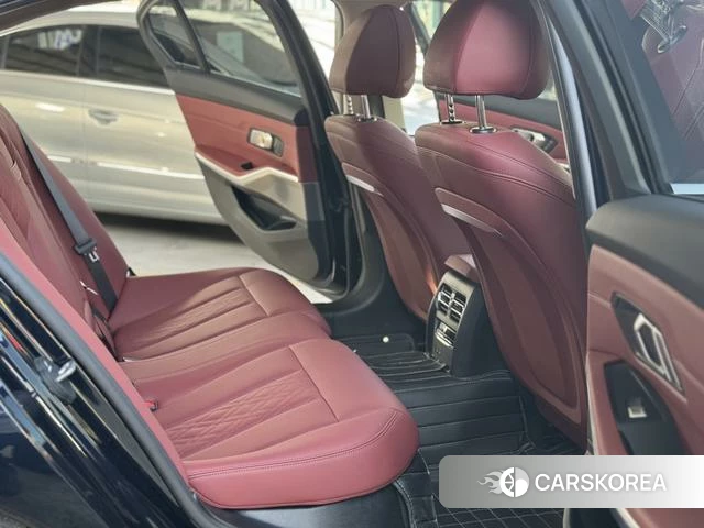 BMW 3 series 2024 Черный из Китая, фото 5