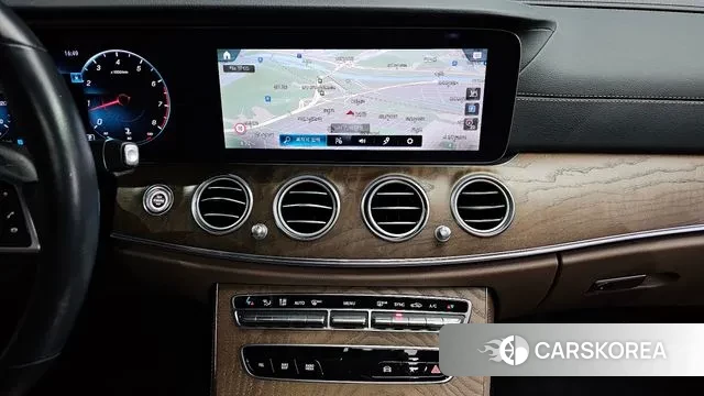 Mercedes-Benz E-Class W213 2020 Белый из Кореи, фото 5