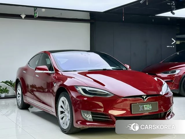 Tesla Model S 2018 Красный из Китая, фото 5