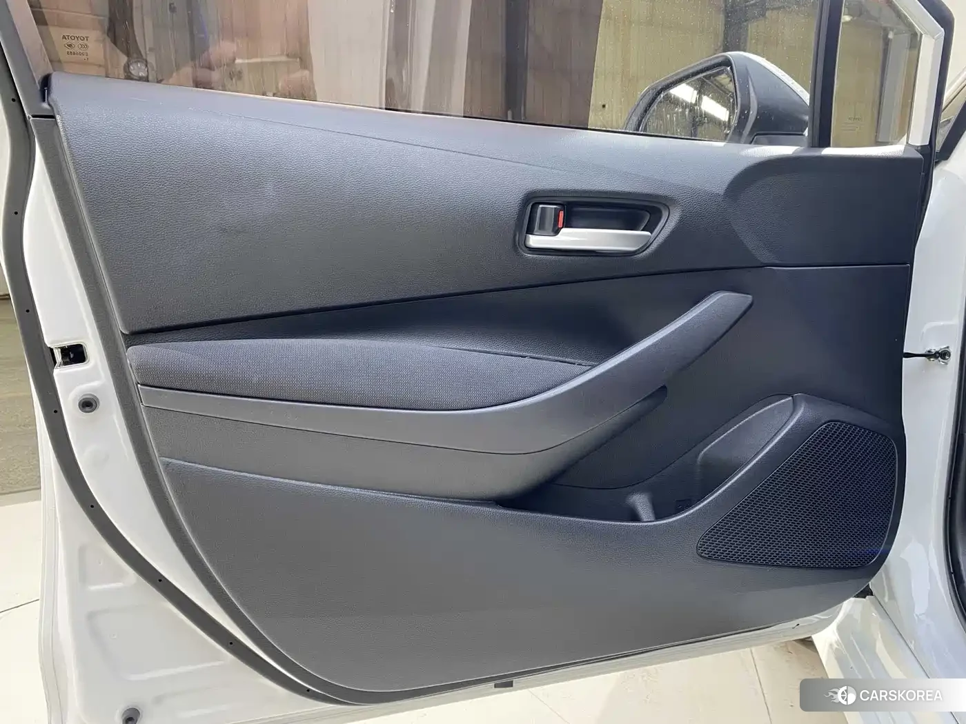 Toyota Corolla 2022 Белый из Китая, фото 5