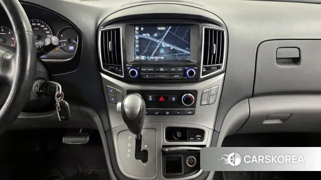 Hyundai The New Grand Starex 2018 Серебристо-серый из Кореи, фото 5