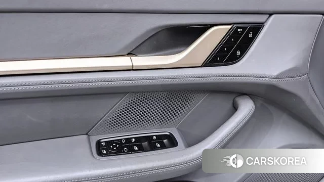 Porsche Taycan 2021 Белый из Кореи, фото 5