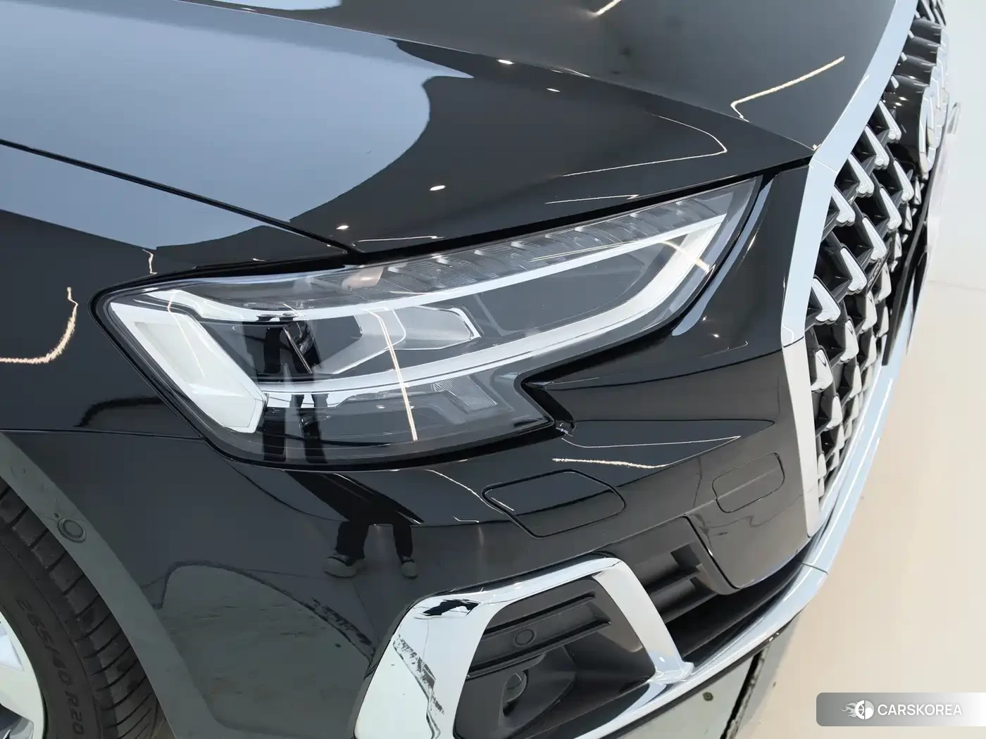 Audi A8 2023 Черный из Китая, фото 5