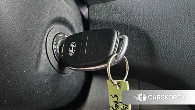 Hyundai The New Grand Starex 2019 Белый из Кореи, фото 5
