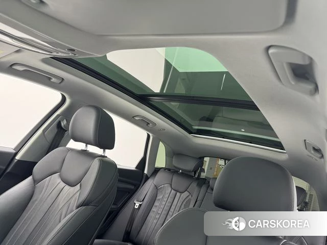 Audi Q5L 2022 Белый из Китая, фото 5