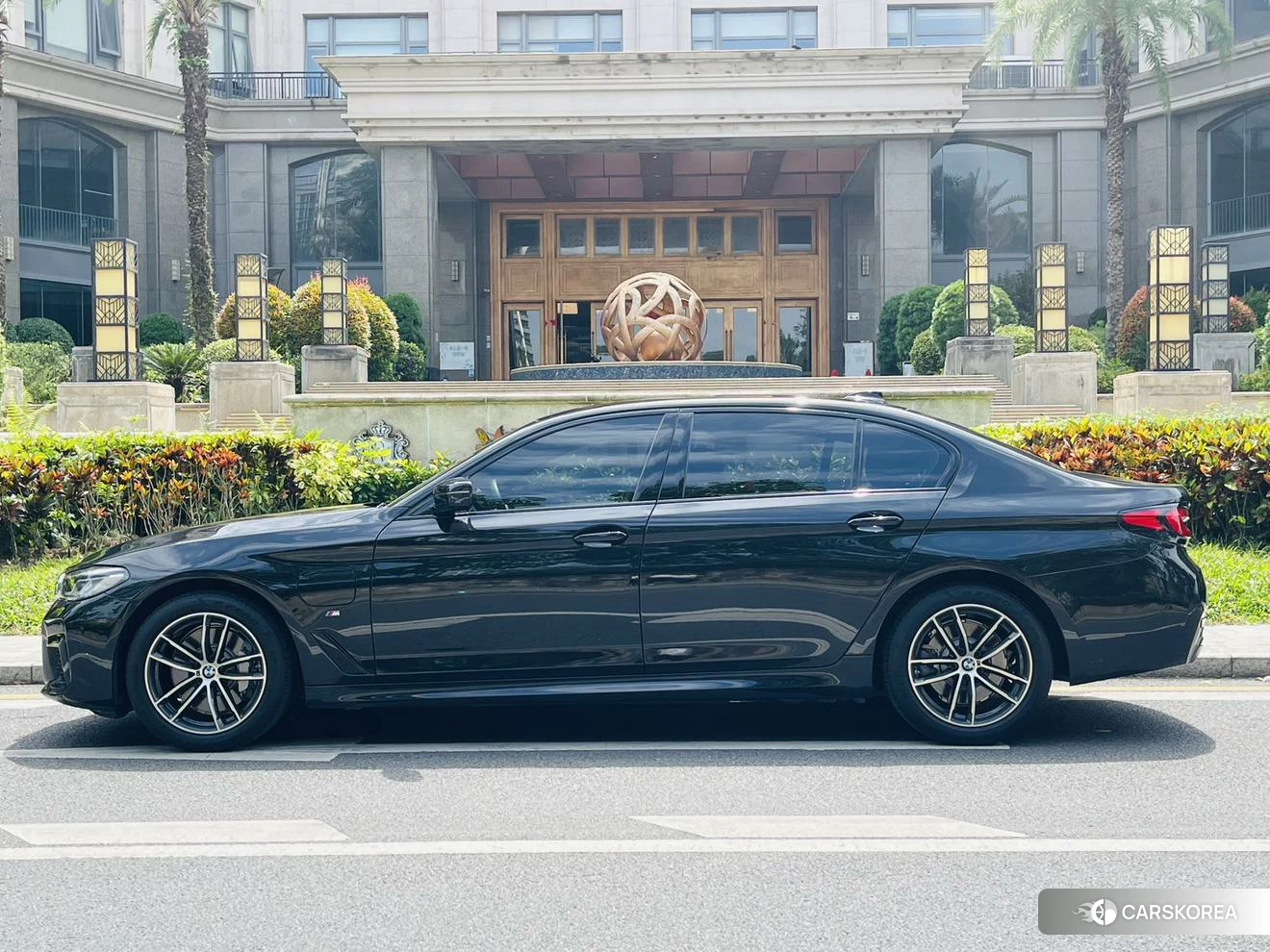 BMW 5 series PHEV 2020 Черный из Китая, фото 5
