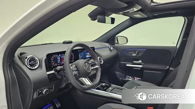 Mercedes-Benz GLA - Class H247 2025 Белый из Кореи, фото 5