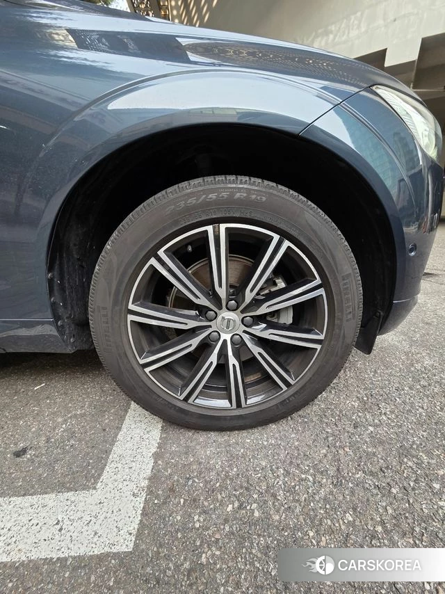 Volvo XC60 second Generation 2021 Синий из Кореи, фото 5