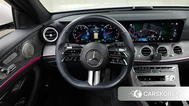 Mercedes-Benz E-Class W213 2022 Белый из Кореи, фото 5