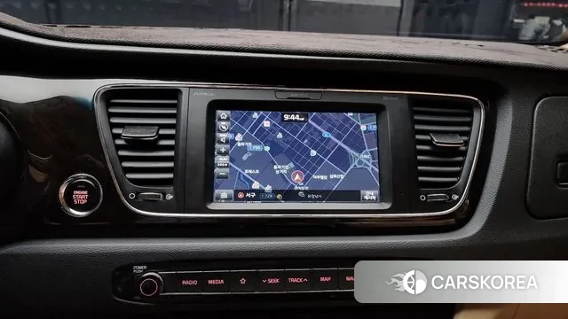 Kia The New Carnival 2019 Белый из Кореи, фото 5