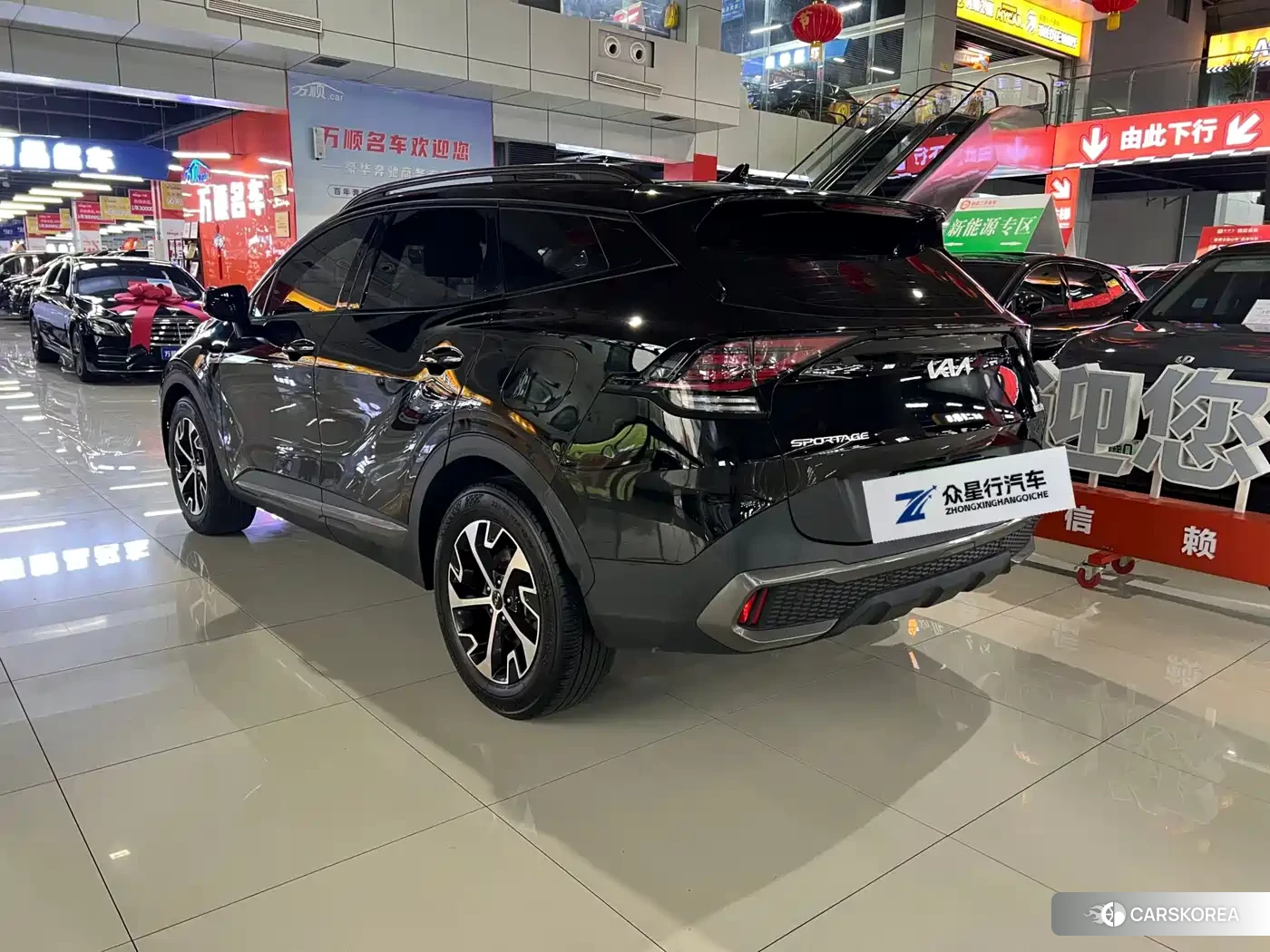 Kia Sportage 2023 Черный из Китая, фото 5