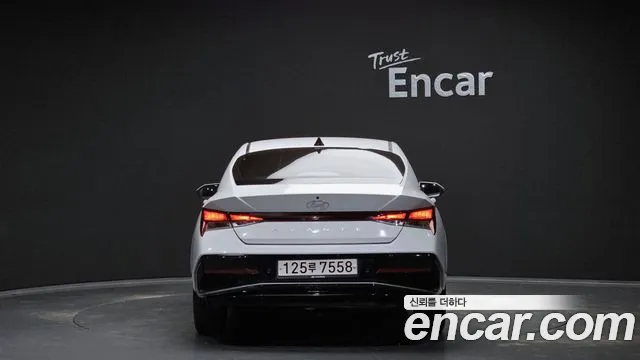 Hyundai The New Avante (CN7) 2023 Белый из Кореи, фото 5