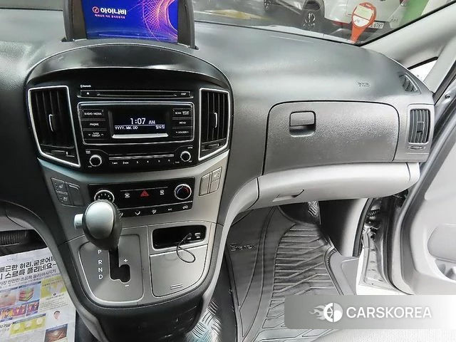 Hyundai The New Grand Starex 2018 Серебристо-серый из Кореи, фото 5