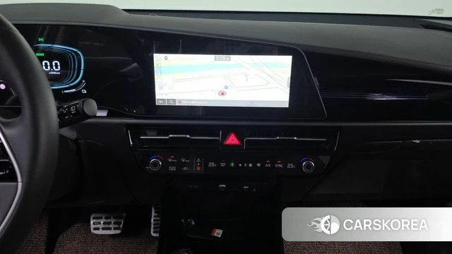 Kia Di Ol Nu Niro 2025 Белый из Кореи, фото 5