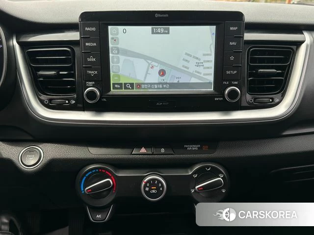 Kia Stonic 2018 Белый из Кореи, фото 5