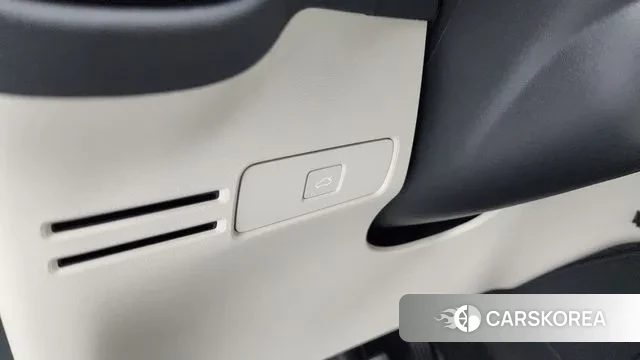 Volvo XC40 2023 Белый из Кореи, фото 5