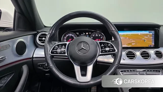 Mercedes-Benz E-Class W213 2020 Белый из Кореи, фото 5