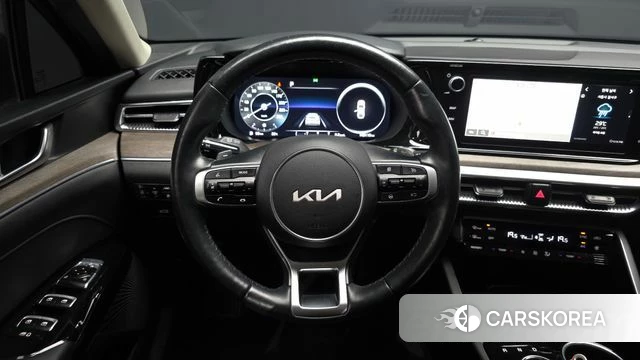 Kia K5 3rd generation 2022 Черный из Кореи, фото 5