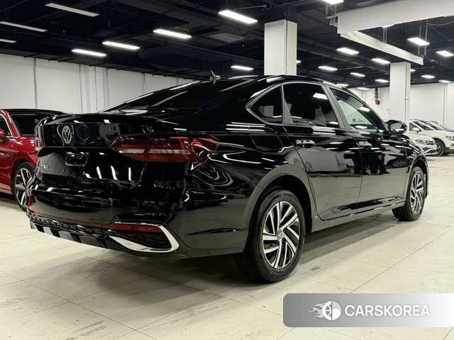 Volkswagen Lavida 2023 Черный из Китая, фото 5