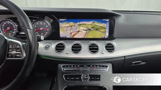 Mercedes-Benz E-Class W213 2020 Серый из Кореи, фото 5