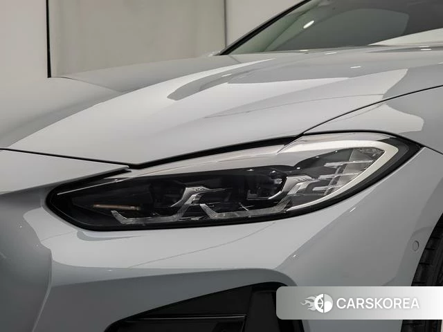 BMW 4 series 2023 Темно-серый из Китая, фото 5