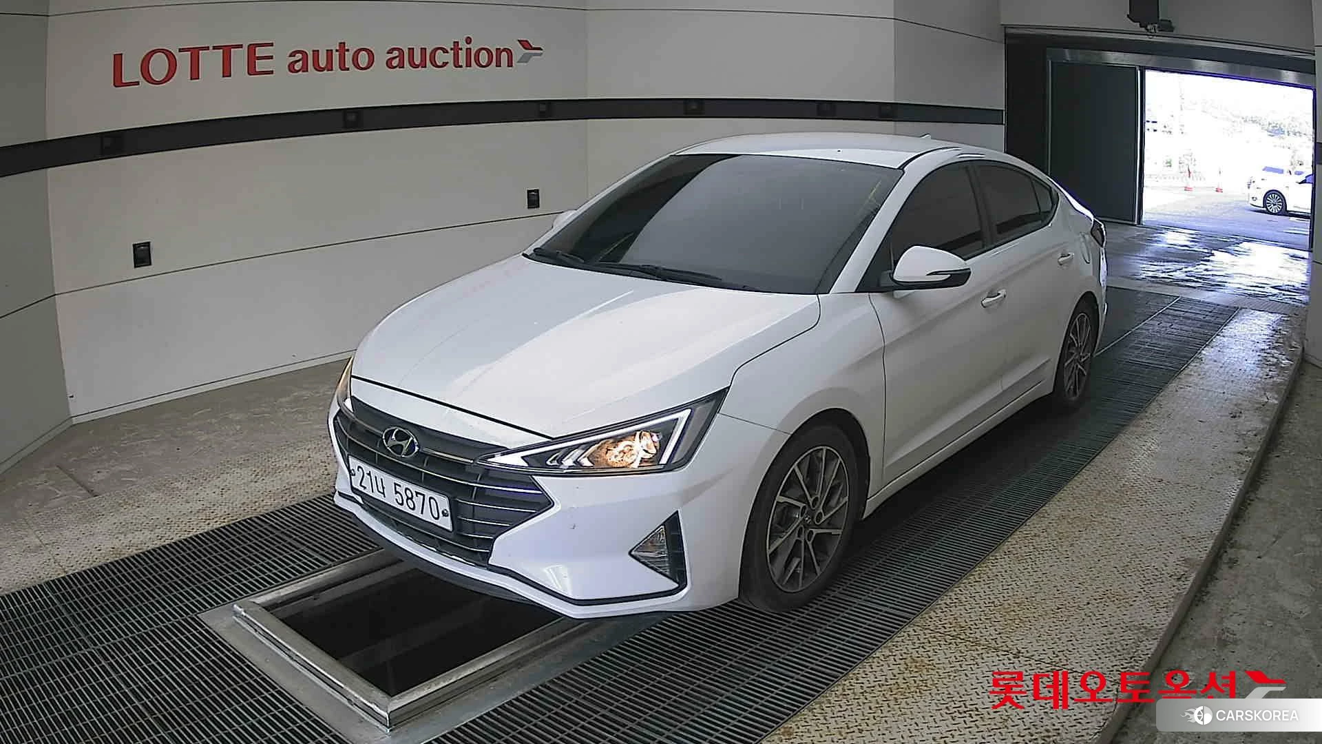 Hyundai Avante 2020 Белый из Кореи, фото 5