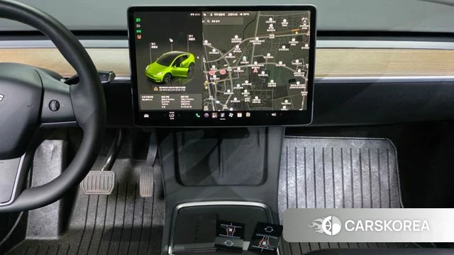 Tesla Model Y 2024 Черный из Кореи, фото 5