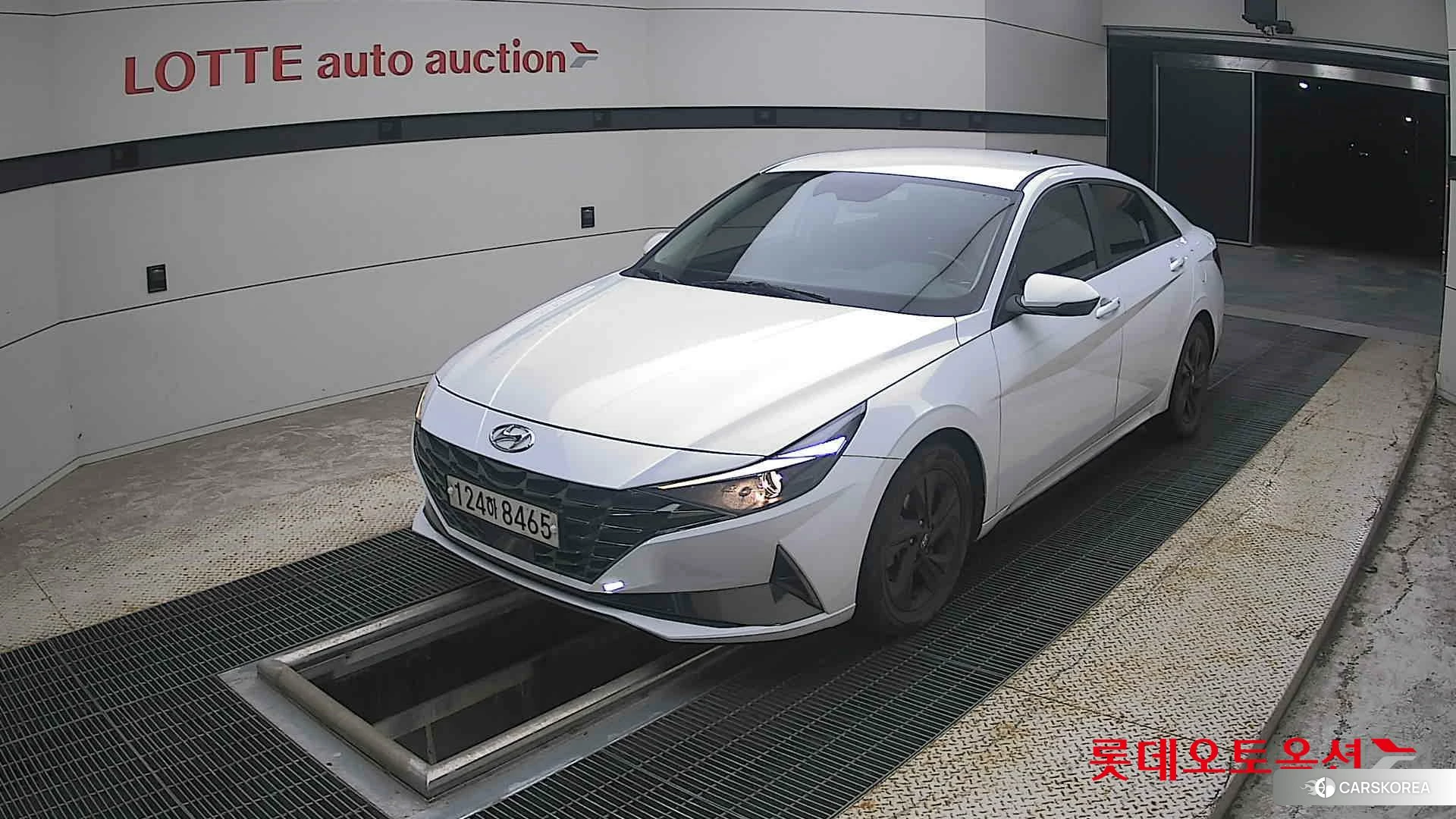 Hyundai Avante Hybrid 2022 Polar White из Кореи, фото 5