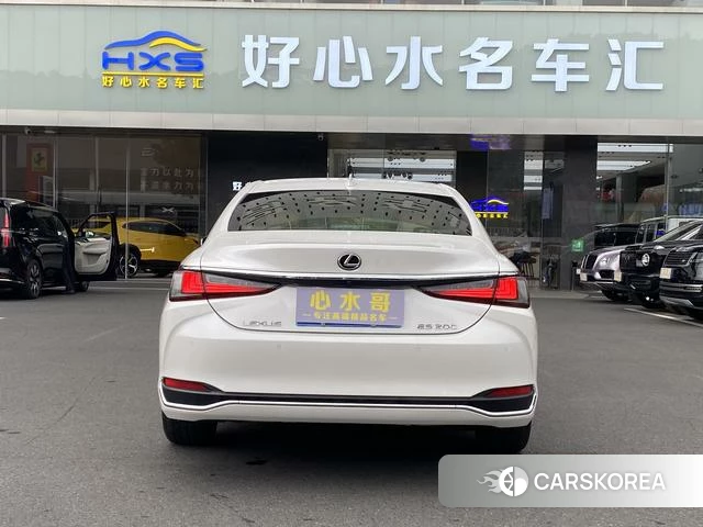 Lexus ES 2021 Белый из Китая, фото 5