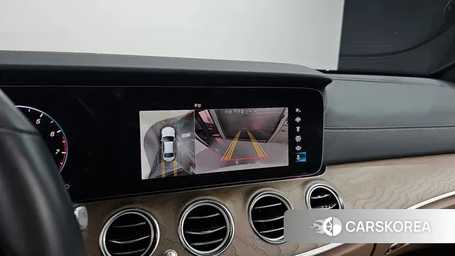 Mercedes-Benz E-Class W213 2022 Белый из Кореи, фото 5