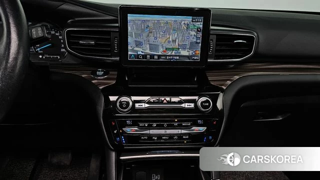 Ford Explorer 6th Generation 2021 Белый из Кореи, фото 5