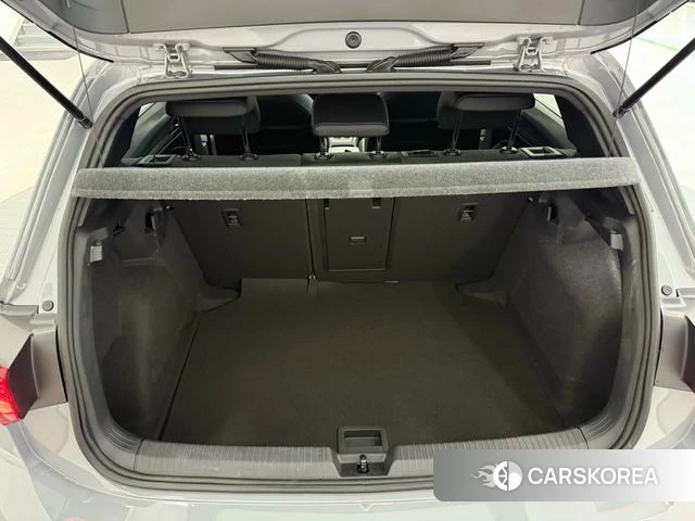 Volkswagen Golf 2022 Темно-серый из Китая, фото 5