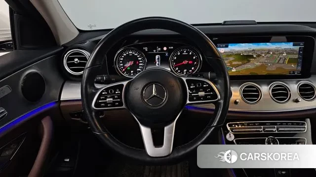 Mercedes-Benz E-Class W213 2019 Белый из Кореи, фото 5
