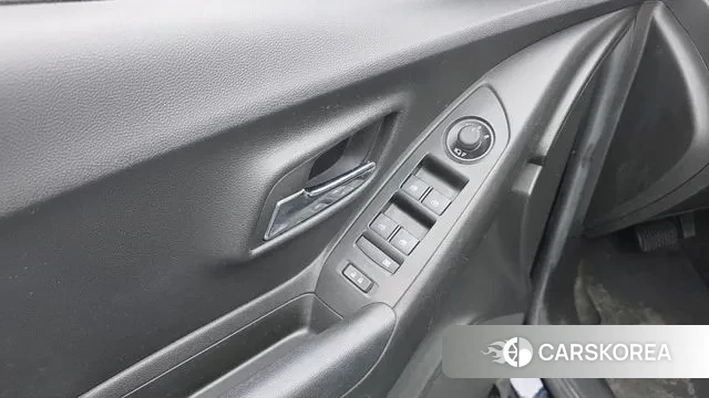 Chevrolet (GM Daewoo) The New Trax 2021 Синий из Кореи, фото 5