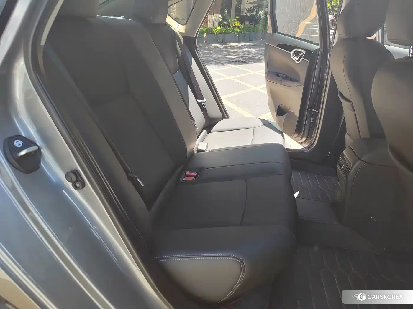 Nissan Sylphy 2026 Silver/gray из Китая, фото 5