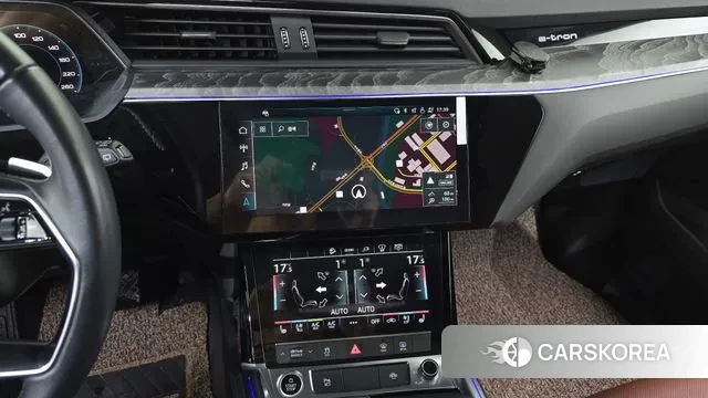 Audi e-Tron 2021 Белый из Кореи, фото 5