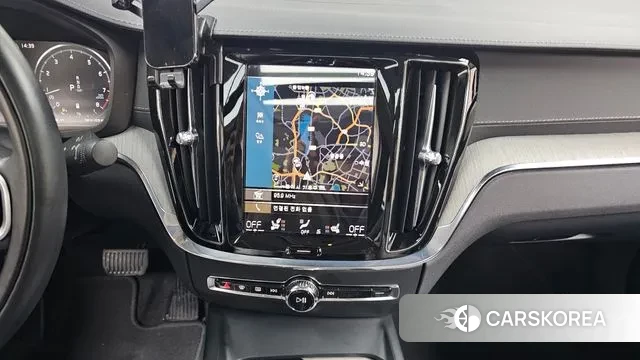 Volvo S60 3rd generation 2021 Синий из Кореи, фото 5