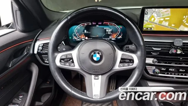 BMW 5 Series (G30) 2022 Белый из Кореи, фото 5