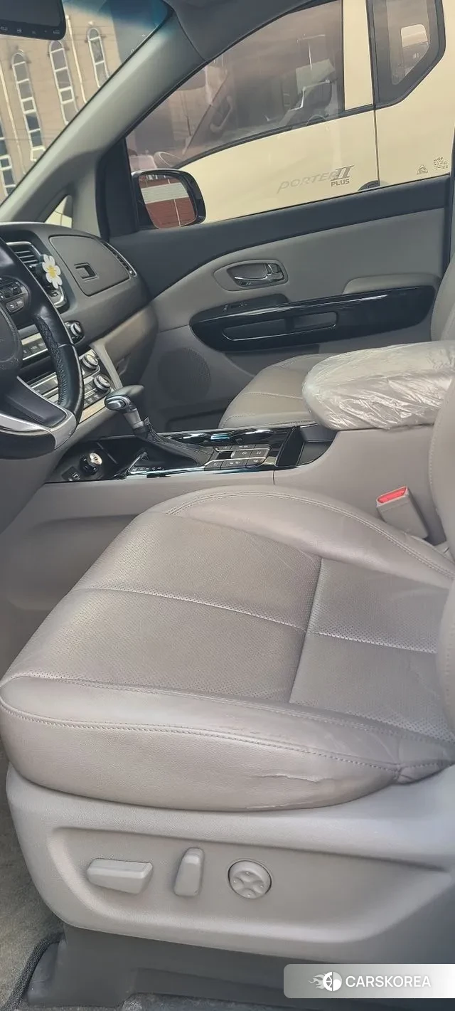 Kia The New Carnival 2018 Белый из Кореи, фото 5