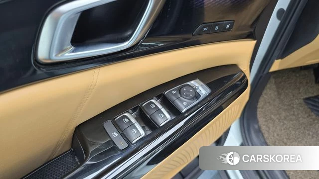 Kia Carnival 4th generation 2023 Белый из Кореи, фото 5