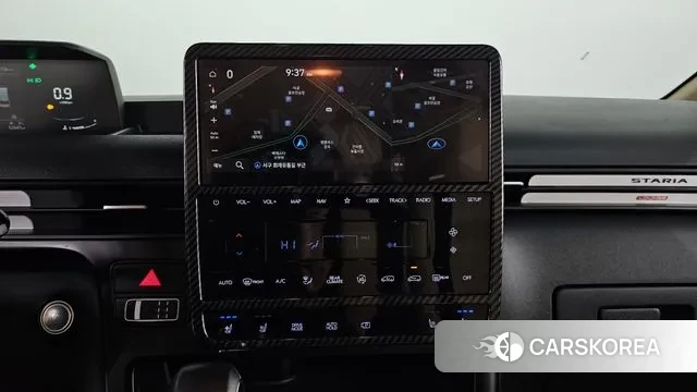 Hyundai Staria 2023 Белый из Кореи, фото 5