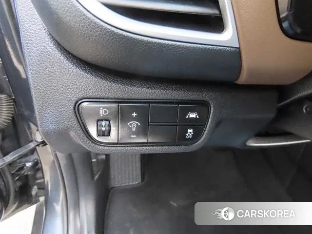 Kia Seltos 2020 Серый из Кореи, фото 5