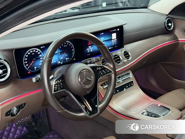 Mercedes-Benz E-class PHEV 2022 Черный из Китая, фото 5