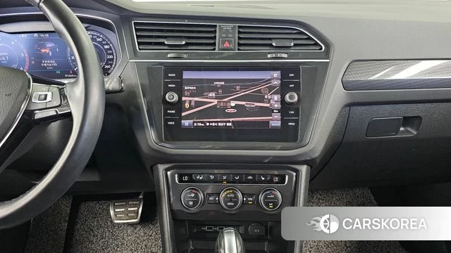 Volkswagen Tiguan second Generation 2018 Серый из Кореи, фото 5