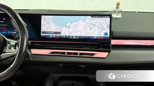 BMW 5 Series (G60) 2025 Серый из Кореи, фото 5