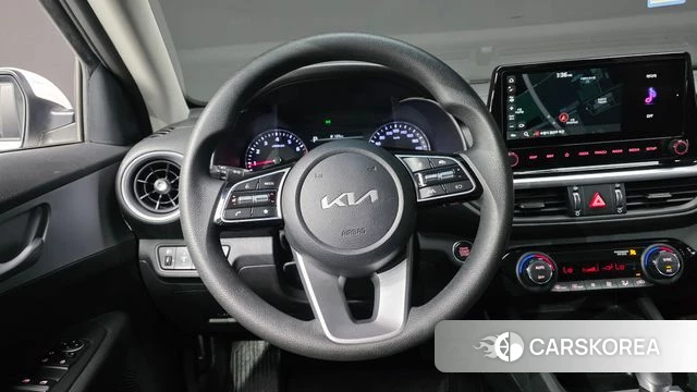 Kia The New K3 2nd generation 2022 Белый из Кореи, фото 5
