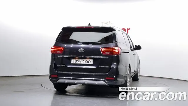 Kia The New Carnival 2020 Серый из Кореи, фото 5